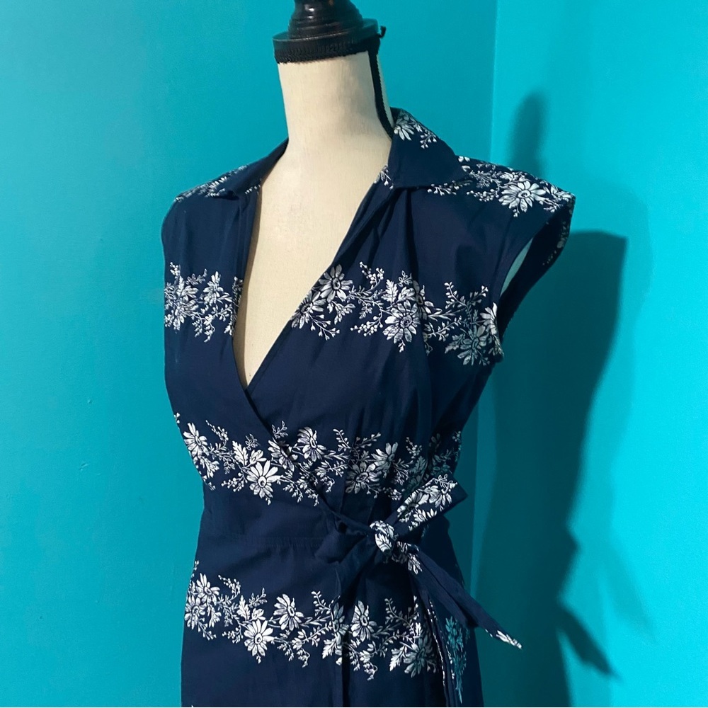Tommy Hilfiger XS Navy Blue White Floral Print Cap Sleeve Wrap Dress - Picture 3 of 5